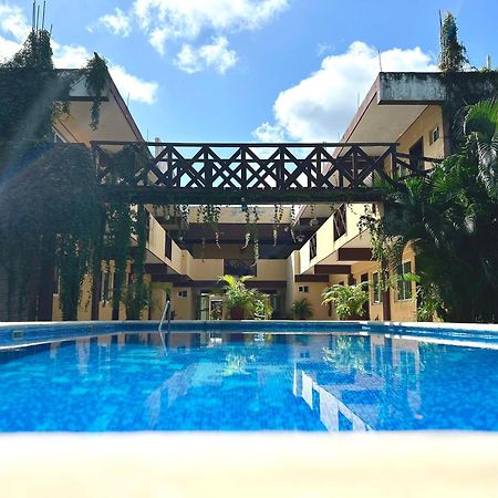 Framfor Inn Chetumal Exterior photo