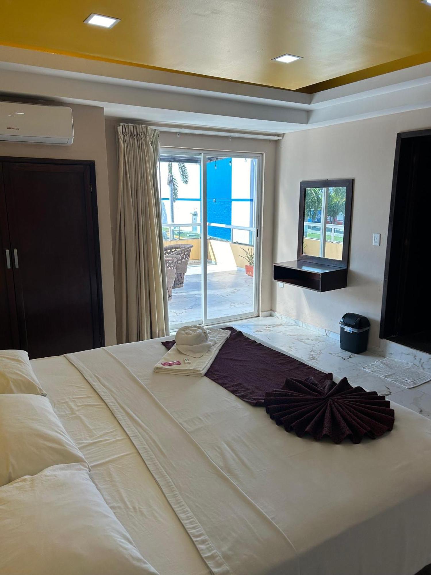 Framfor Inn Chetumal Exterior photo